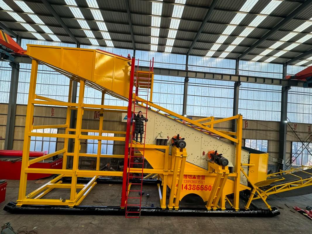 一吨石头能产多少吨砂子?投资一套石头制砂生产线需要多少钱?